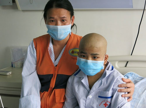 Bé gái ở Hưng Yên được cứu sống nhờ ghép tế bào gốc